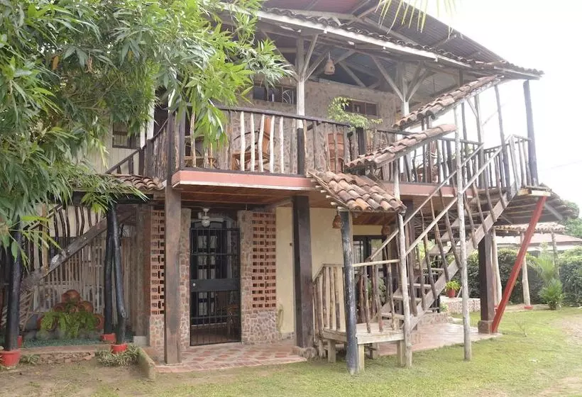 هاستل Dim S Hostal