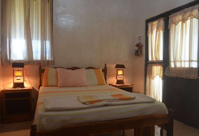 هاستل Dim S Hostal