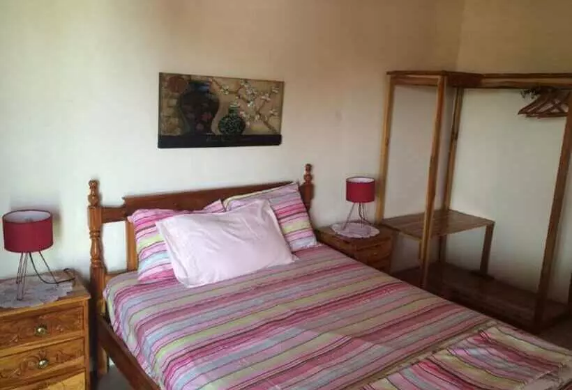 هاستل Dim S Hostal