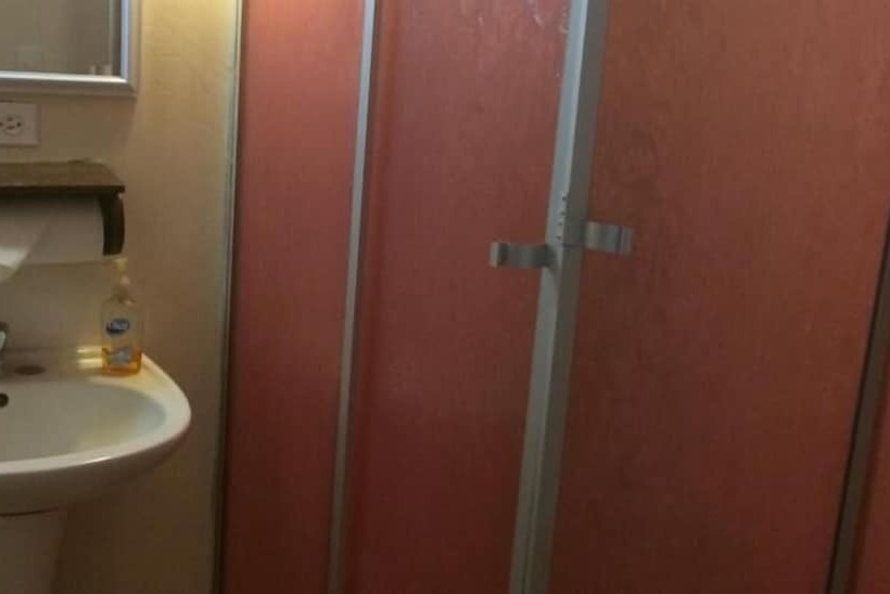 هاستل Dim S Hostal