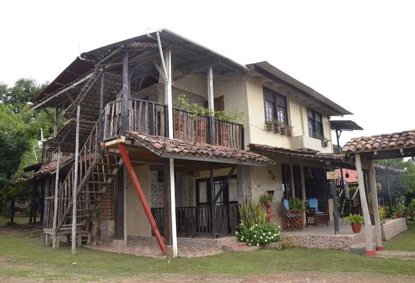 هاستل Dim S Hostal