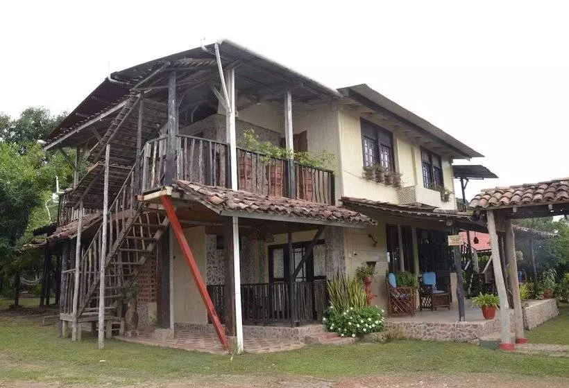 هاستل Dim S Hostal