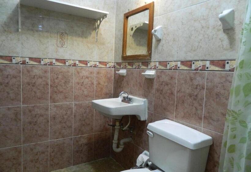 فندق صغير Emotion Avenida Tulum Hotel & Hostal