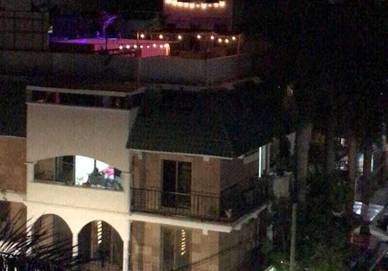 فندق صغير Izsla Suites