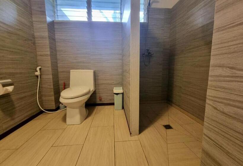 Angelina Beach Resort & Italian Restaurant Malapascua