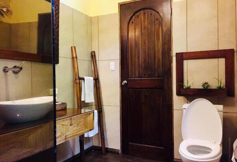 Angelina Beach Resort & Italian Restaurant Malapascua