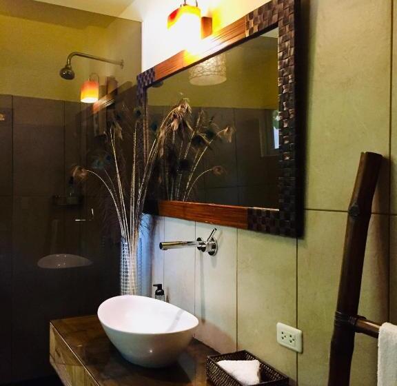 Angelina Beach Resort & Italian Restaurant Malapascua