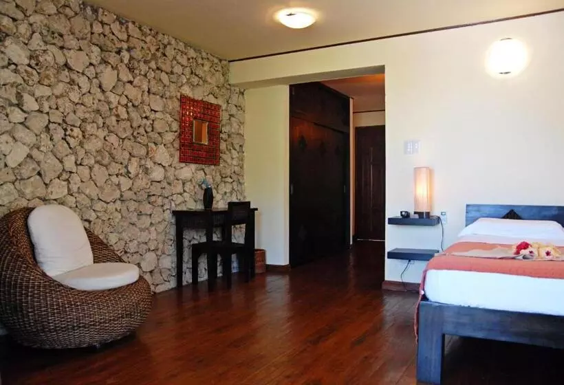 Angelina Beach Resort & Italian Restaurant Malapascua