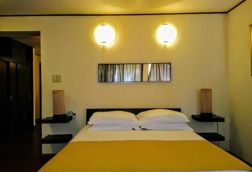 Angelina Beach Resort & Italian Restaurant Malapascua