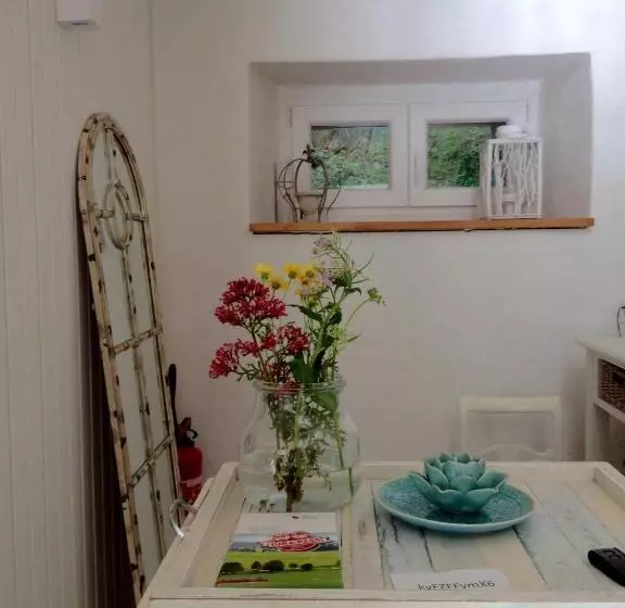 Bed And Breakfast 57