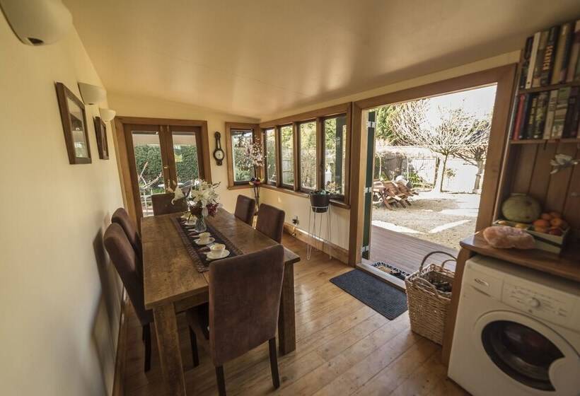 ベッドアンドブレックファースト Barbs Place