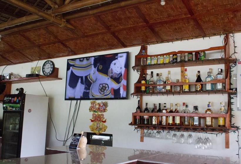 ベッドアンドブレックファースト Mahogany Upland Resort