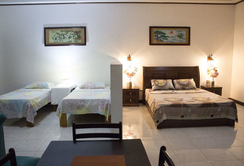 ベッドアンドブレックファースト Mahogany Upland Resort