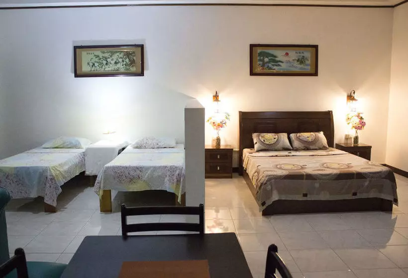 Aamiaismajoitus (B&B) Mahogany Upland Resort