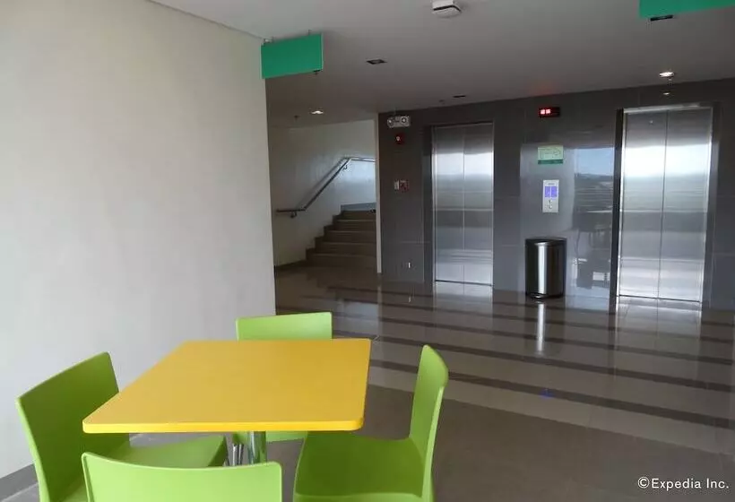 Go Hotels Lanang Davao