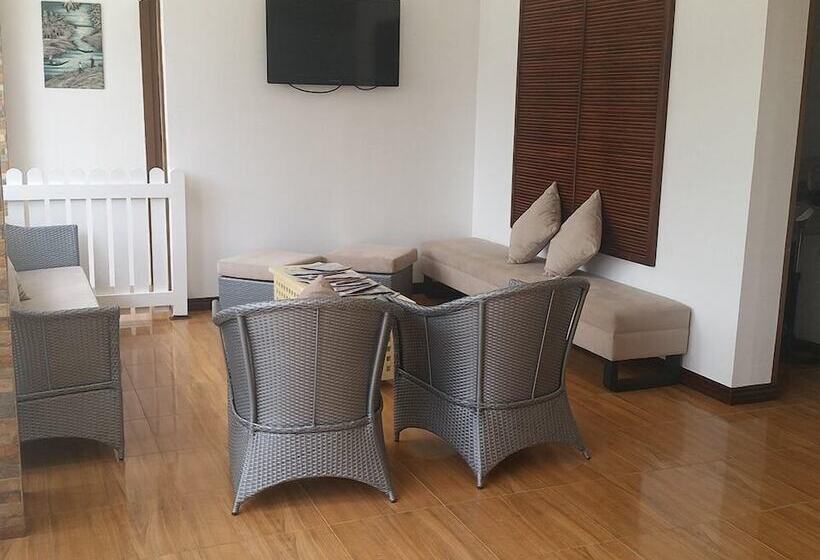 Отель Casa De Miguelitos