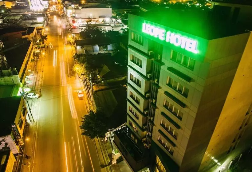 Hotel Leope