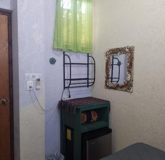 هتل Pension Baja Paradise