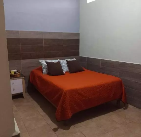 هتل Pension Baja Paradise
