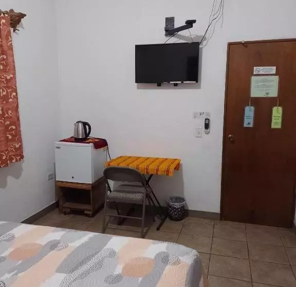 هتل Pension Baja Paradise