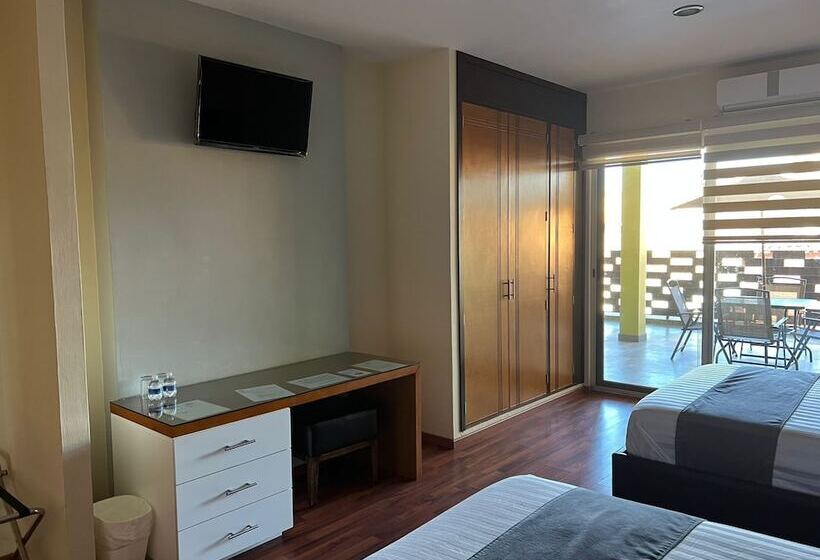 فندق Tierra Roja