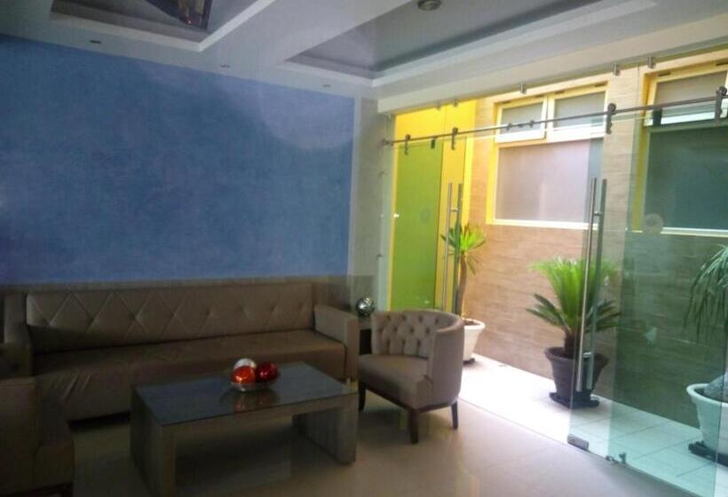 فندق Tierra Roja