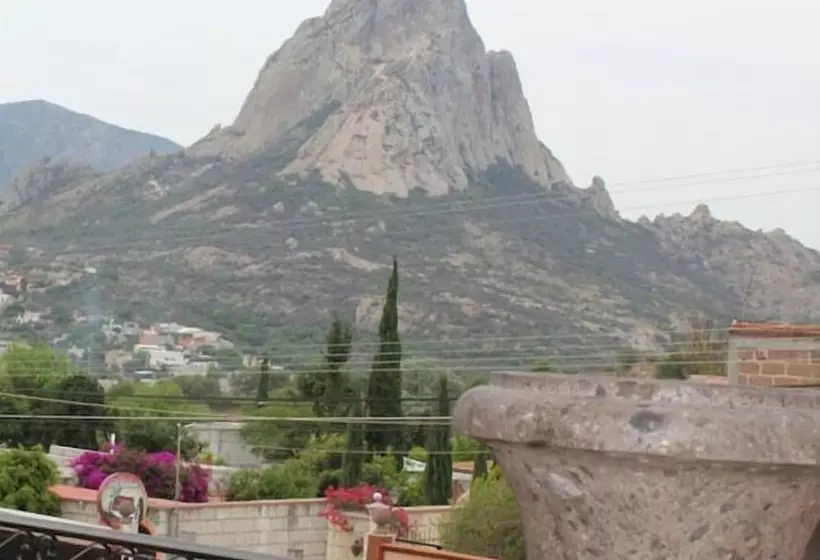 ホテル Villa Bernal