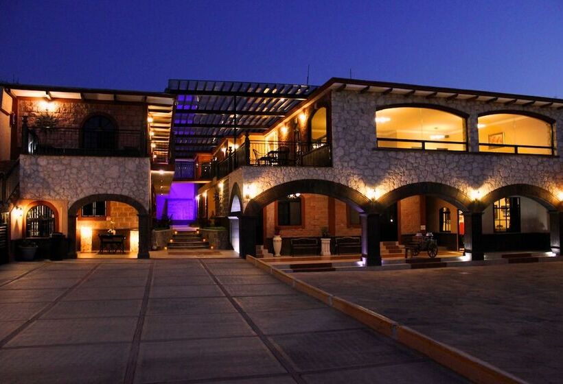 בית מלון כפרי Villa Bernal