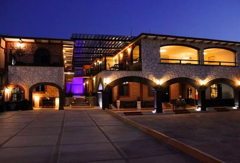 ホテル Villa Bernal