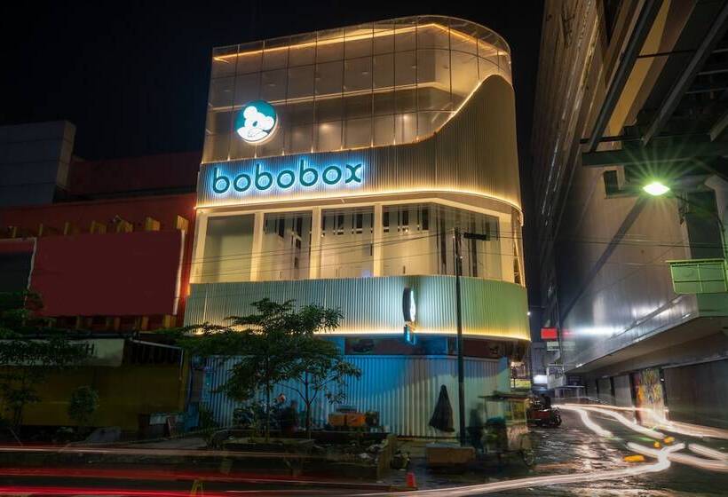 בית מלון כפרי Bobopod Alun Alun Bandung