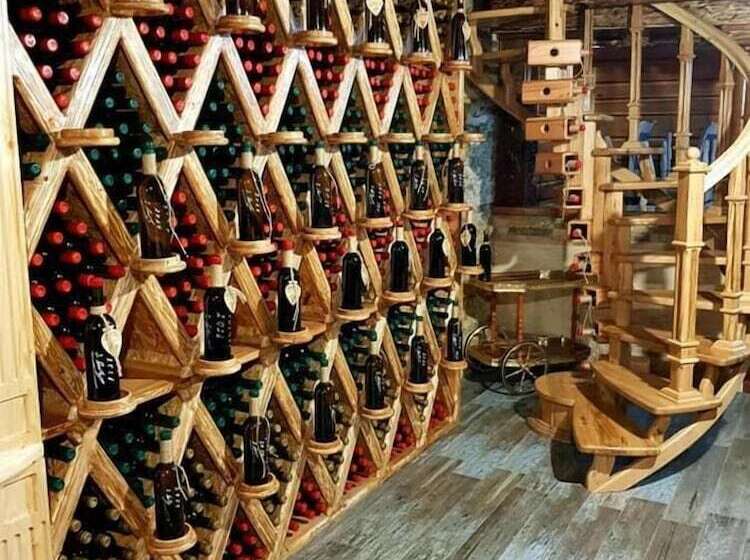 هتل Guglux &wine Cellar