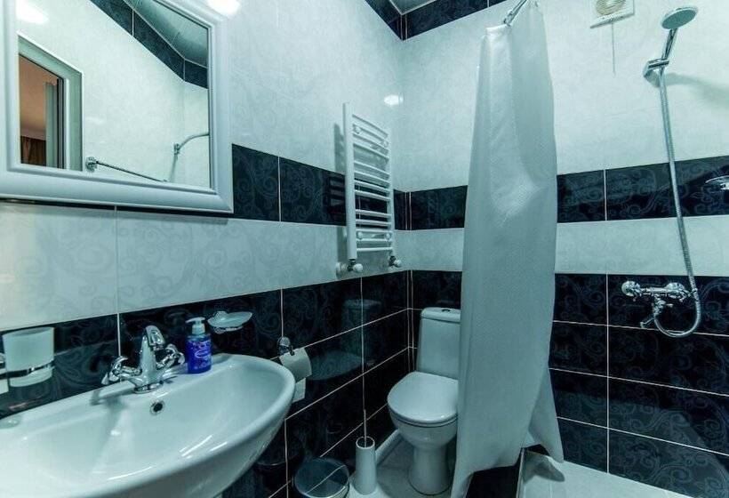 هتل Guglux &wine Cellar