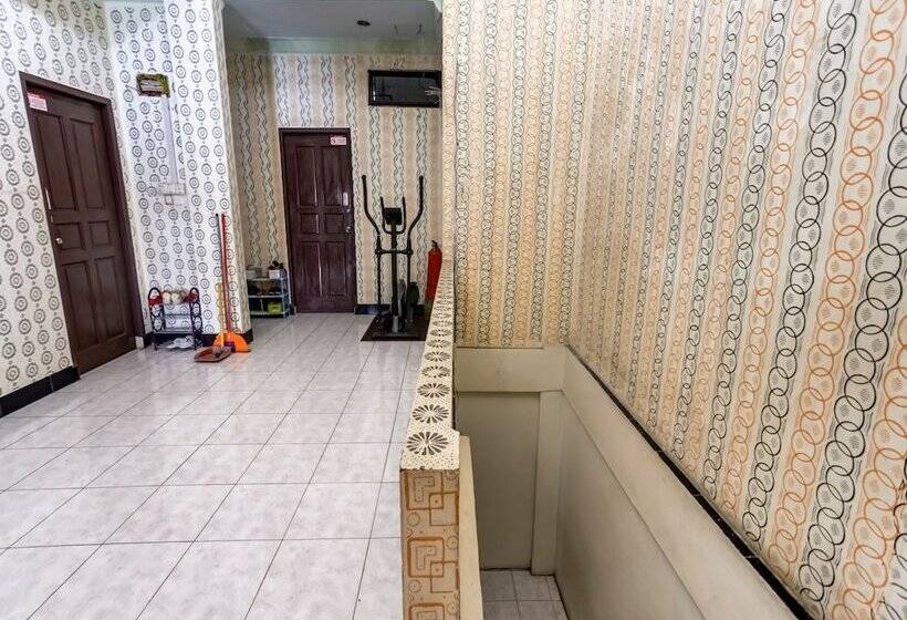 호텔 Jeje Homestay By Oyo Rooms