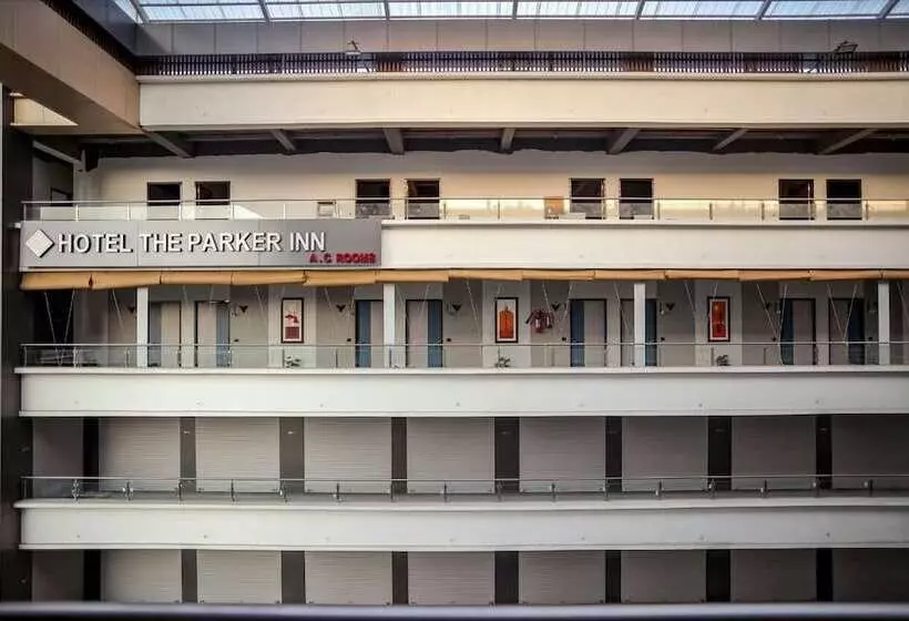 Hotelli The Parker Inn By Kbnt Group