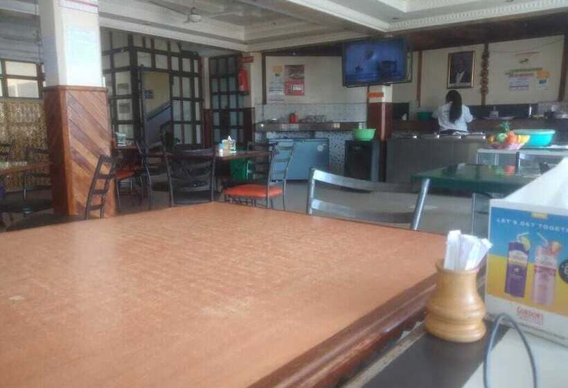 هتل Maghonyi Resort