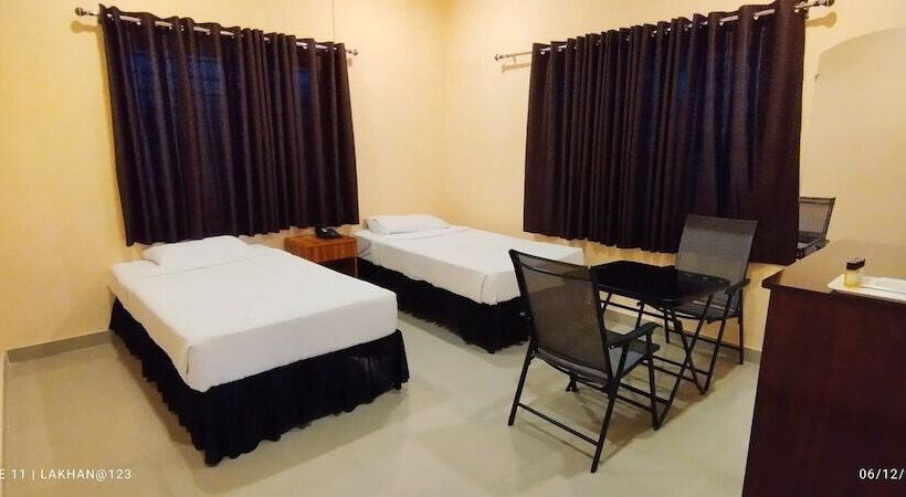 אתר נופש The Wave International