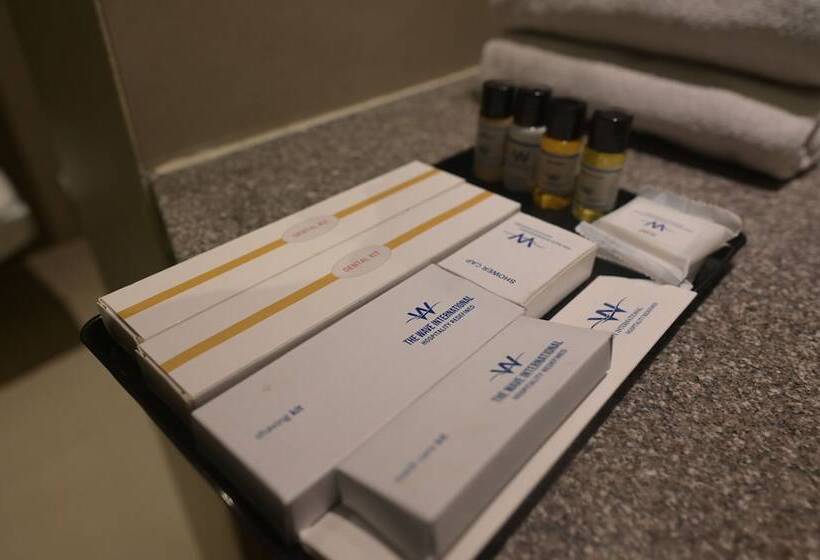 אתר נופש The Wave International