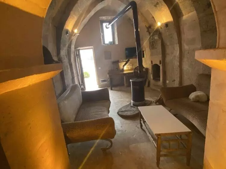 Yeşilöz Inn Cave Otel