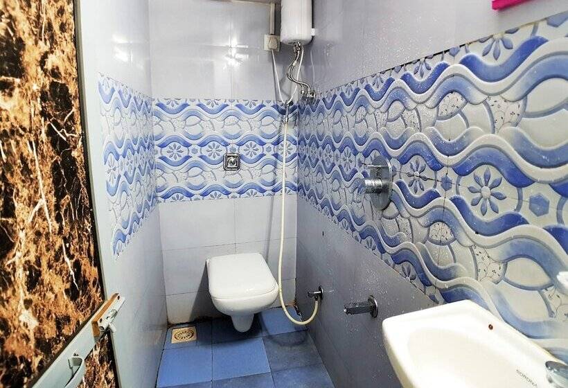 Hexa Ahlan Dorm Hostel