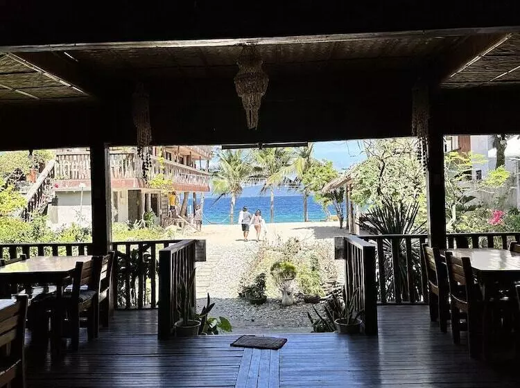 Aamiaismajoitus (B&B) Bamboo House Beach Lodge & Restaurant