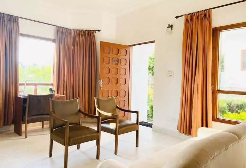 Fresco Hotel & Residences