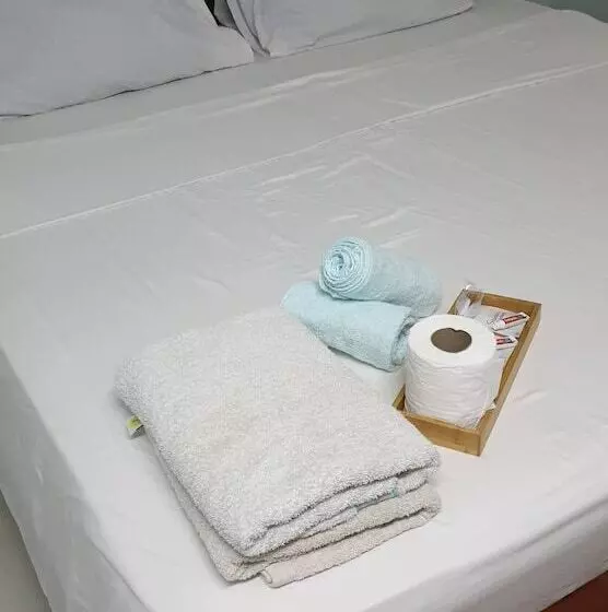 Gumleaves Hotel Barreto
