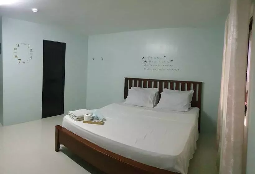 Gumleaves Hotel Barreto