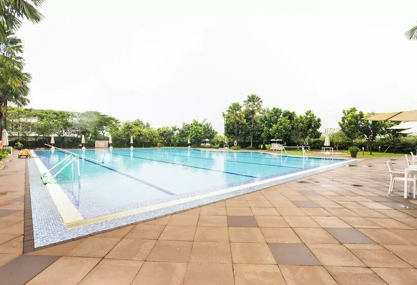 ホテル Afira Rooms Aeropolis By Oyo Rooms