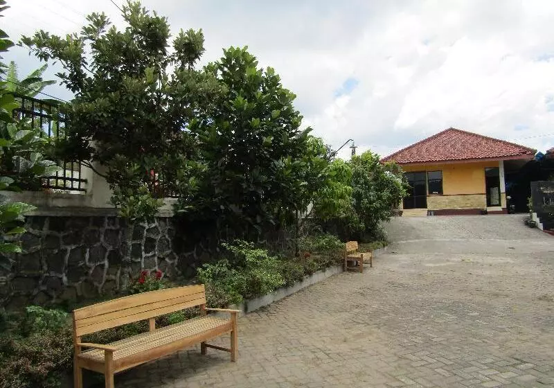 Hotelli Bip Tawangmangu