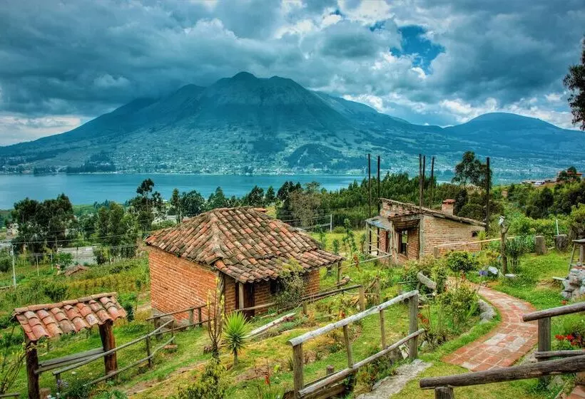 Hotelli Cabañas Balcón Del Lago