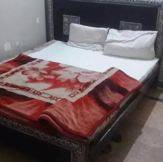 هتل Daniyal Continental