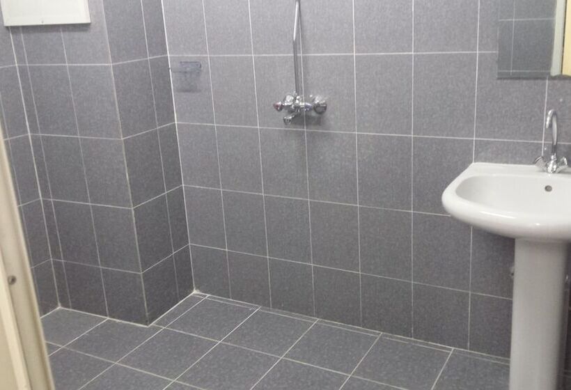 هتل Golden Seasons Furnished Apartments 1