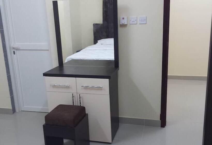 هتل Golden Seasons Furnished Apartments 1