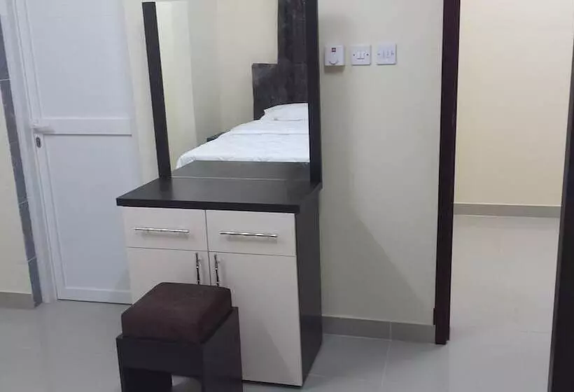 هتل Golden Seasons Furnished Apartments 1